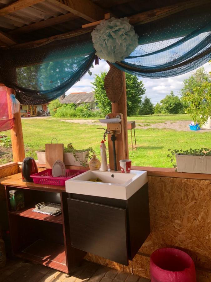 Отель Piekalne Kalniesi Экстерьер фото